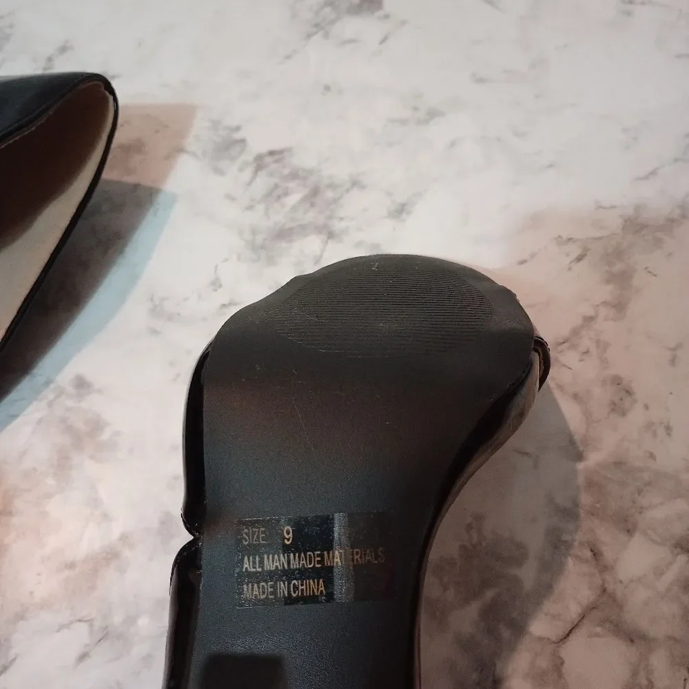 Qupid Shiny Black High Heel Shoes Size 9